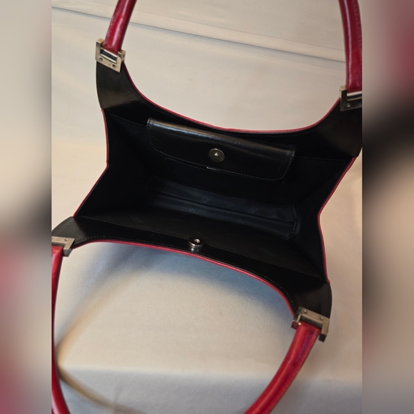 Stuart Weitzman handbag, black with red trim - Picture 3 of 12